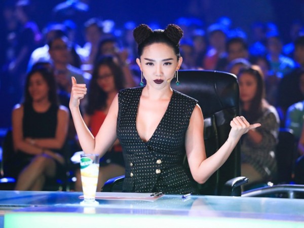 Tóc búi Na Tra chưa ngừng hot trong năm 2018, tiếp tục giúp sao Việt ăn gian tuổi cực đỉnh