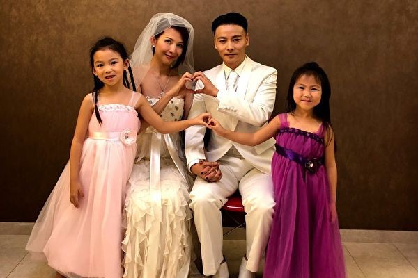 Tài tử phim Diệp Vấn: Từ gã vô danh mang tiếng dựa hơi vợ đến người kế nhiệm Chân Tử Đan Tài tử phim Diệp Vấn: Từ gã vô danh mang tiếng dựa hơi vợ đến người kế nhiệm Chân Tử Đan