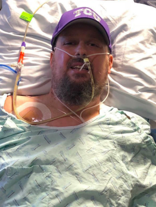 Người đàn ông mất cả hai chân vì biến chứng cúm