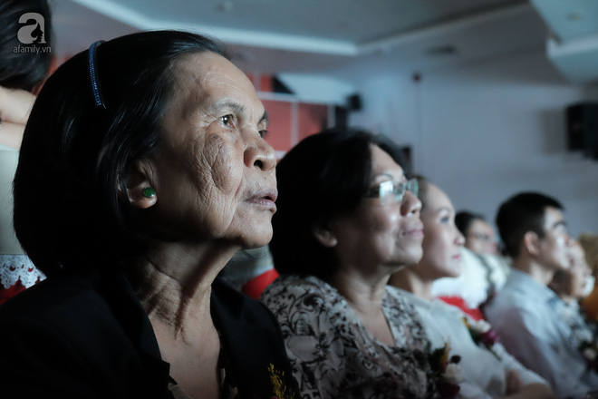 Hiến xác con trai cho y học cha mẹ bị miệng đời vu oan bán con để kiếm tiền