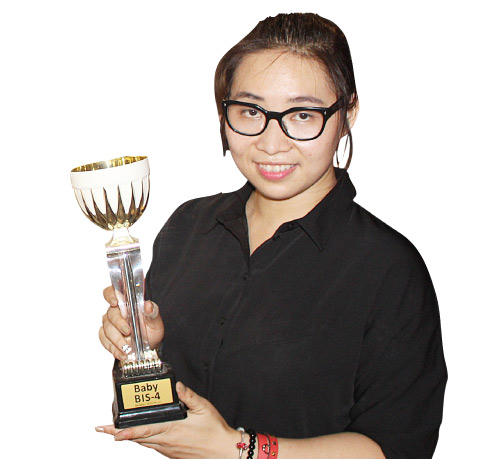 Hotgirl sở hữu trại chó quý tộc lớn nhất Việt Nam