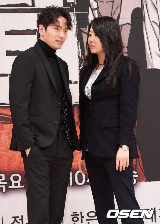 Á hậu béo của Hàn Quốc bất ngờ bị tố đánh đạo diễn, quát mắng nhân viên phim trường