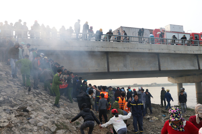 Nam sinh năm thứ 4 tử vong khi cứu 3 mẹ con đuối nước lúc đi thả cá ngày ông Công ông Táo