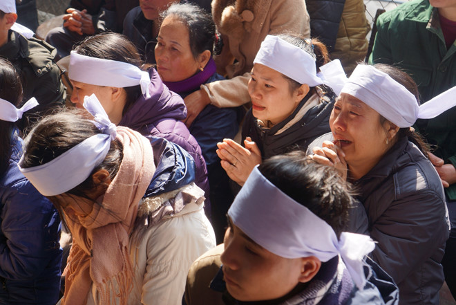 Vinh danh nam sinh quên mình cứu ba mẹ con