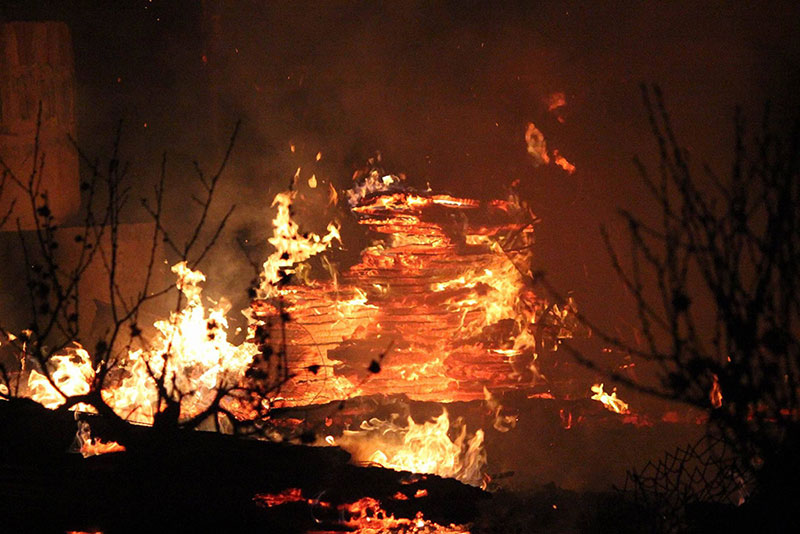 Hà Nội: Nhà xưởng bốc hỏa ngùn ngụt