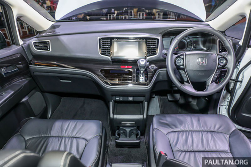 Cận cảnh Honda Odyssey 2018 vừa ra mắt Đông Nam Á Cận cảnh Honda Odyssey 2018 vừa ra mắt Đông Nam Á