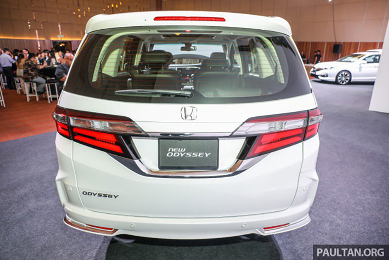 Cận cảnh Honda Odyssey 2018 vừa ra mắt Đông Nam Á Cận cảnh Honda Odyssey 2018 vừa ra mắt Đông Nam Á
