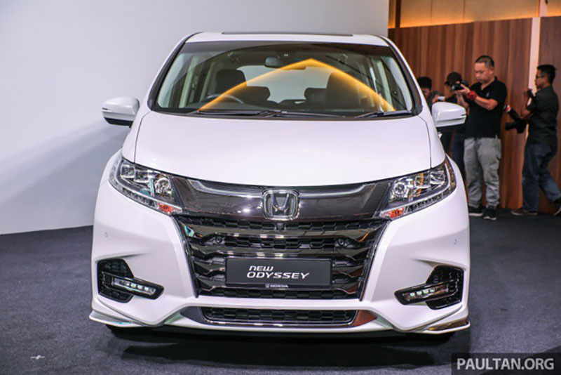 Cận cảnh Honda Odyssey 2018 vừa ra mắt Đông Nam Á Cận cảnh Honda Odyssey 2018 vừa ra mắt Đông Nam Á
