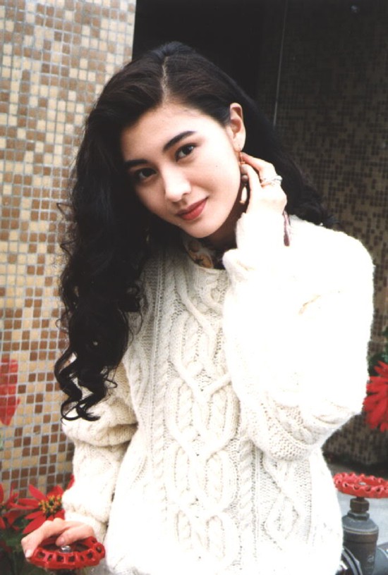 Mỹ nhân kinh điển Cbiz một thời: Người 20 năm mang danh hồ ly, kẻ mãi không tìm thấy một nửa hạnh phúc