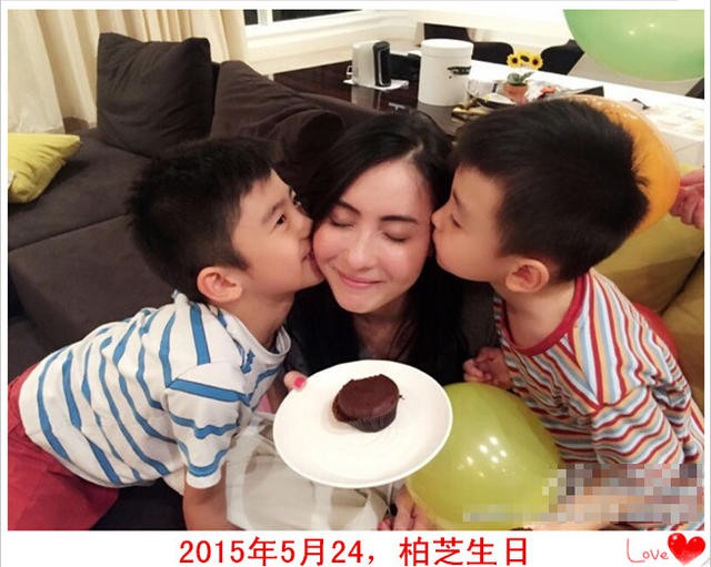 Mỹ nhân kinh điển Cbiz một thời: Người 20 năm mang danh hồ ly, kẻ mãi không tìm thấy một nửa hạnh phúc Mỹ nhân kinh điển Cbiz một thời: Người 20 năm mang danh hồ ly, kẻ mãi không tìm thấy một nửa hạnh phúc