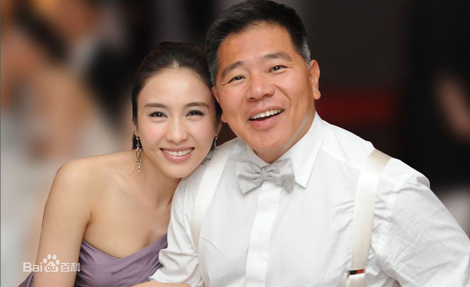 Mỹ nhân kinh điển Cbiz một thời: Người 20 năm mang danh hồ ly, kẻ mãi không tìm thấy một nửa hạnh phúc