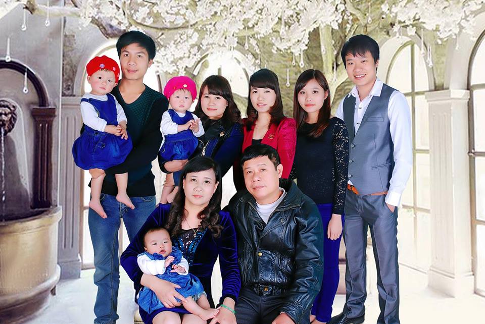 Nước mắt con gái lấy chồng xa đêm giao thừa