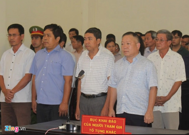 Cựu Phó giám đốc Agribank Trà Vinh lãnh 5 năm tù