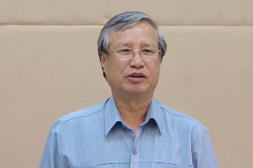 Quy trình ba bước kỷ luật cán bộ do Bộ chính trị, Ban bí thư quản lý