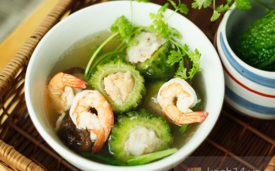 Tha hồ ăn uống ngày Tết không lo tăng cân với 3 nguyên tắc đơn giản Tha hồ ăn uống ngày Tết không lo tăng cân với 3 nguyên tắc đơn giản
