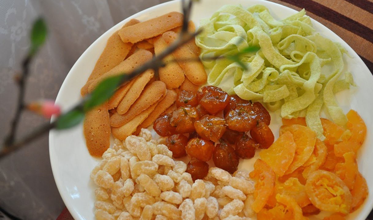 Tha hồ ăn uống ngày Tết không lo tăng cân với 3 nguyên tắc đơn giản Tha hồ ăn uống ngày Tết không lo tăng cân với 3 nguyên tắc đơn giản