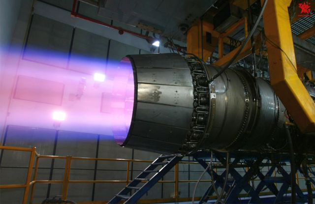 Tiêm kích tàng hình TQ: Thiết kế hiện đại, động cơ hiệu suất thấp