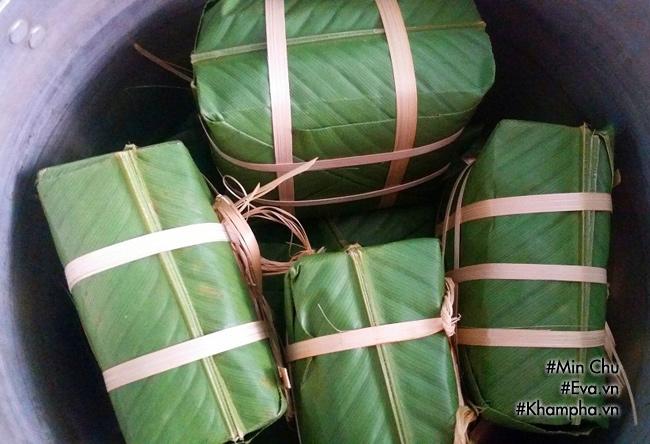 Cách gói bánh chưng không cần khuôn vẫn ngon và đẹp ngày Tết Cách gói bánh chưng không cần khuôn vẫn ngon và đẹp ngày Tết
