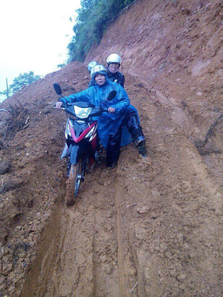 Câu chuyện món quà Tết đầu tiên cô giáo nhận sau 30 năm đứng lớp khiến nhiều người bật khóc