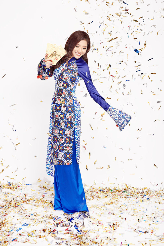 Ngọc nữ Bolero Tố My khoe vẻ gợi cảm trong bộ hình đón Tết