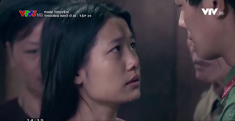 Đớn đau cảnh vợ trẻ chạy khắp nơi tìm gái đẹp làm mối cho chồng mình Đớn đau cảnh vợ trẻ chạy khắp nơi tìm gái đẹp làm mối cho chồng mình