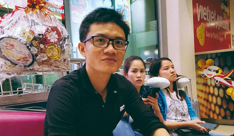 Hành khách phát khóc vì đi máy bay Tết còn khổ hơn xe đò: dăm lần bảy lượt delay, vạ vật cả ngày đợi chờ mòn mỏi