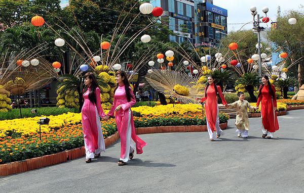 Muốn giàu sang phú quý, gia chủ cần chọn tuổi xông đất nào cho phù hợp Tết 2018? Muốn giàu sang phú quý, gia chủ cần chọn tuổi xông đất nào cho phù hợp Tết 2018?