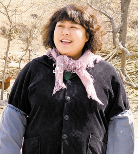 Người đẹp ngàn cân bị chồng bỏ vì quá béo, lột xác xinh đẹp cưới mỹ nam kém 15 tuổi