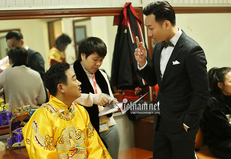 Độc quyền: Lặng người khi xem hình hậu trường Táo quân 2018