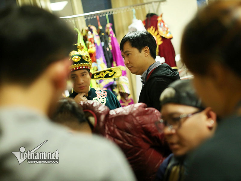 Độc quyền: Lặng người khi xem hình hậu trường Táo quân 2018