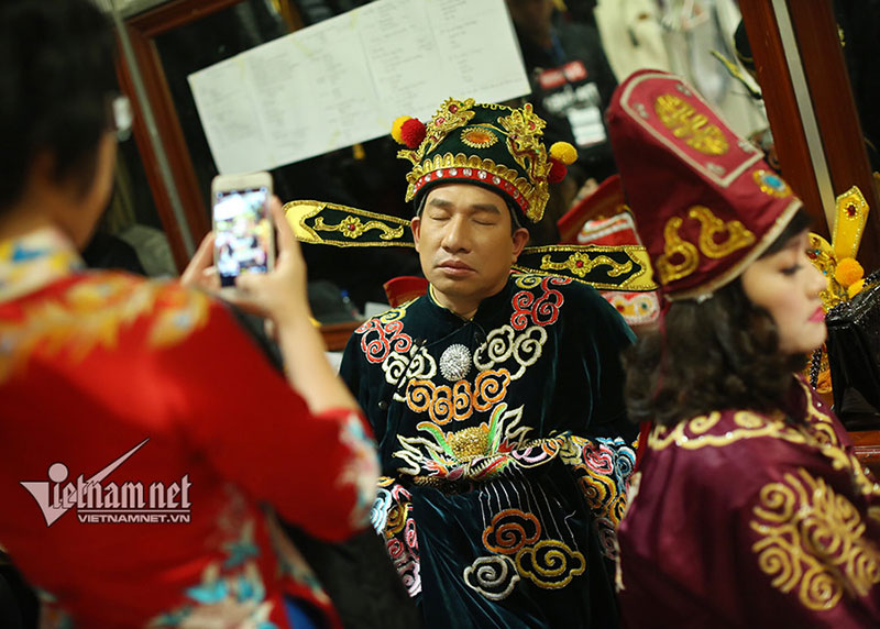 Độc quyền: Lặng người khi xem hình hậu trường Táo quân 2018