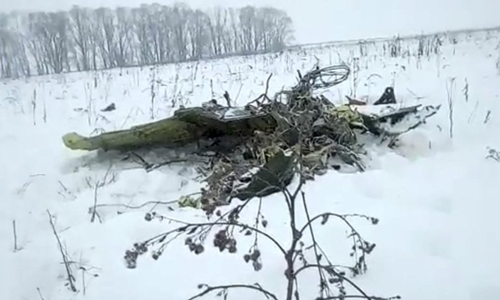 Máy bay Nga bị nghi va chạm với trực thăng trước khi rơi