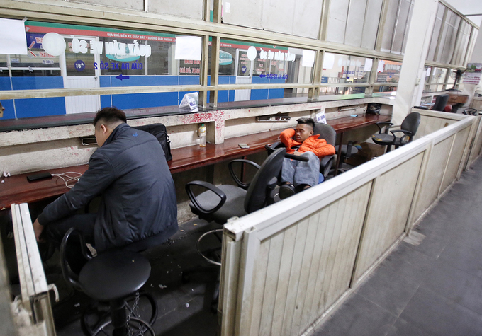 Bến xe Hà Nội vắng tanh ngày giáp Tết