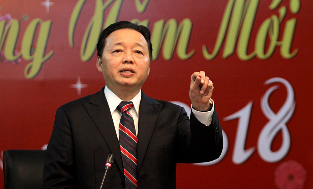 Bộ trưởng được PR nhưng làm dở, người dân sẽ ném đá