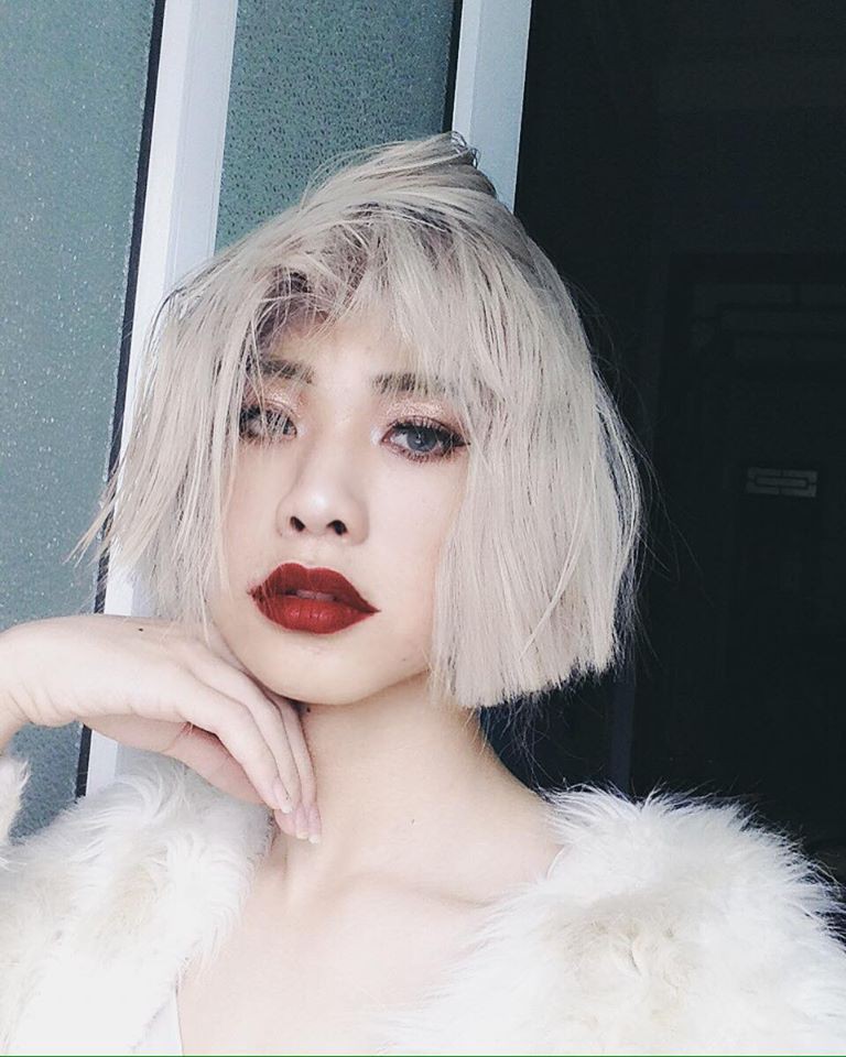 Cậu bạn cosplay Taylor Swift dạo chợ Tết, diễn sâu đến nỗi fangirl bật khóc vì tưởng thật