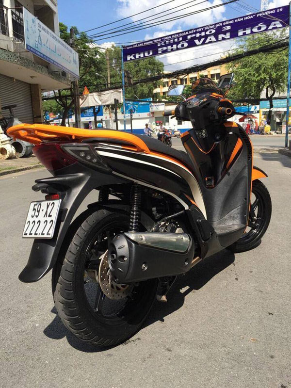 Dàn xe SH biển khủng, giá chát tại Việt Nam