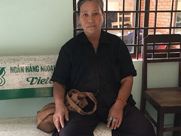 Hiệp sĩ bắt giữ nghi phạm vào tiệm vàng ăn trộm