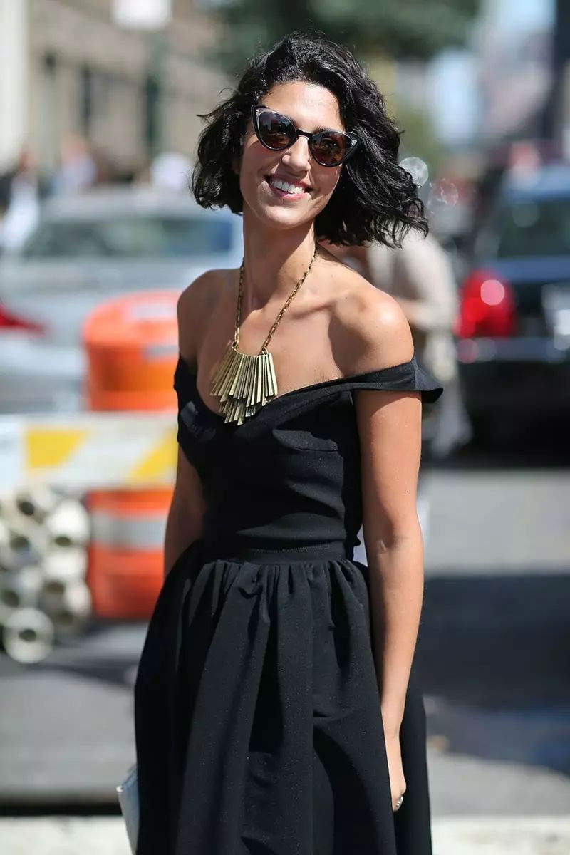 Phụ nữ nên mặc gì trong ngày lễ Tình nhân?