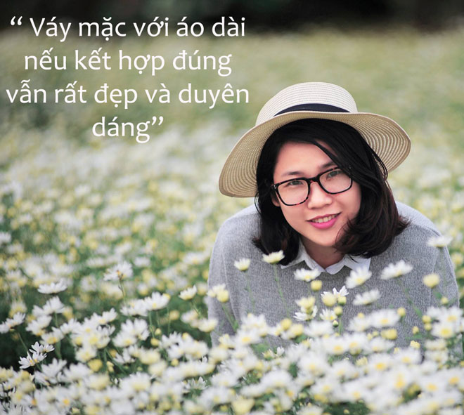 Mặc áo dài cùng váy đụp: Bùng nổ ý kiến trái chiều dịp Tết