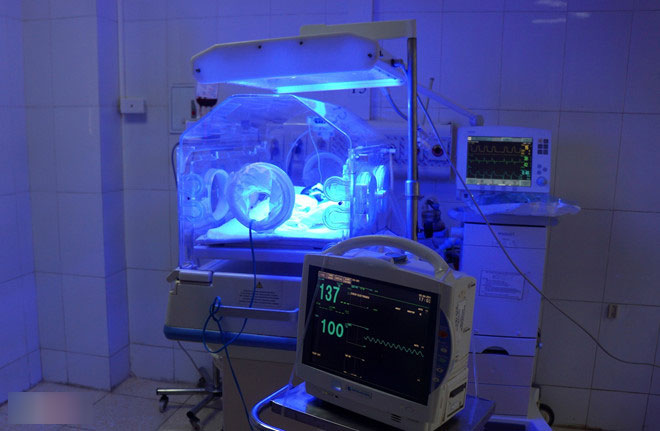 Bé sơ sinh suýt bị chôn sống hồi sinh kỳ diệu sau 2 năm