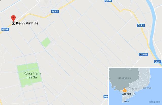 Cảnh sát bắt giữ ghe gỗ chở hơn 30.000 gói thuốc nhập lậu