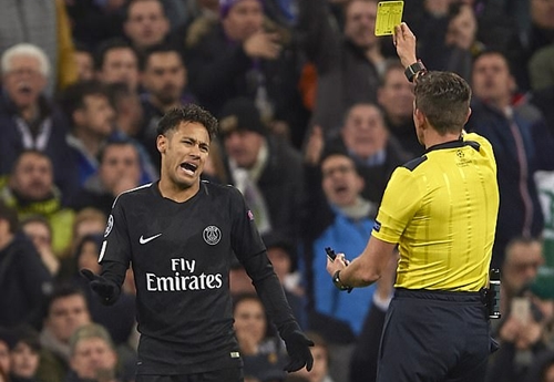 Michael Owen: Neymar đáng bị truất quyền thi đấu