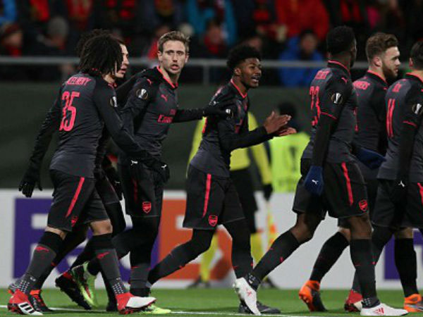 Ostersunds – Arsenal: Sức mạnh khủng khiếp, đá như đi dạo