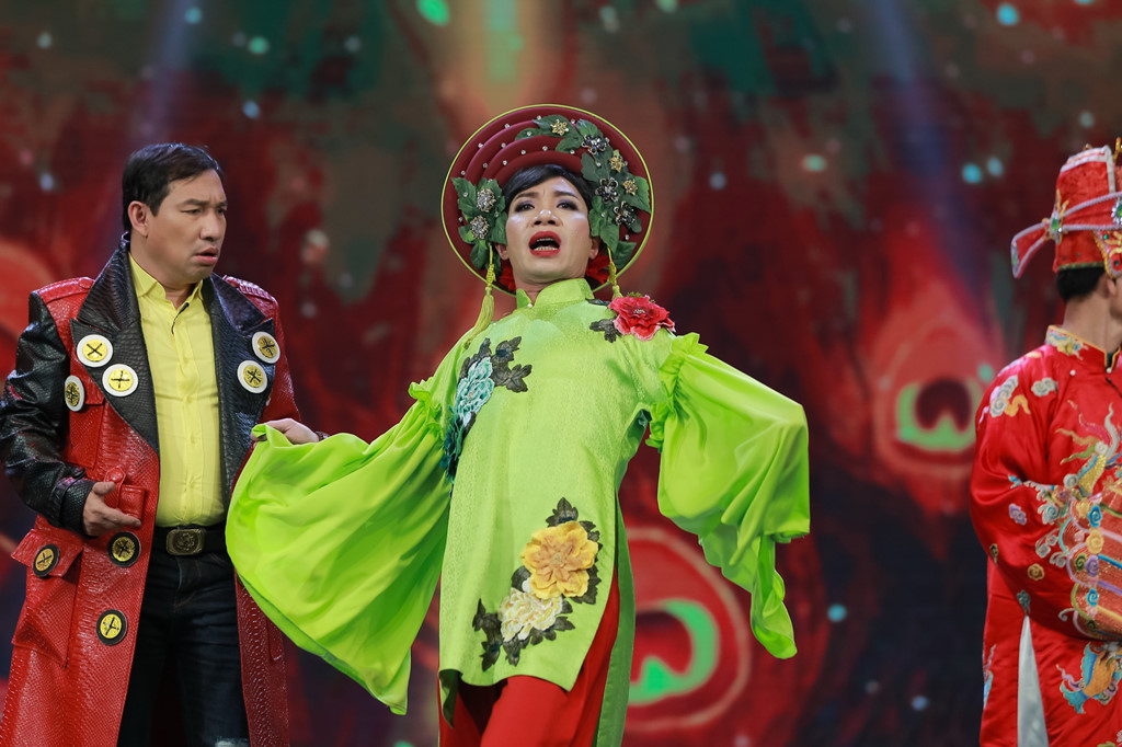 Khán giả chê Táo Quân 2018 nhiều thoại tục và quảng cáo quá thô