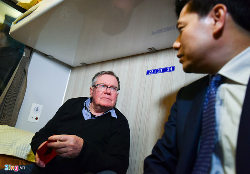 Chuyến tàu cuối năm ngập tràn không khí Tết