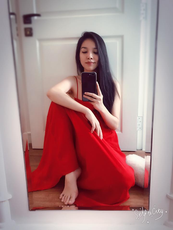 Vẻ quyến rũ của ca sĩ Hiền Thục tuổi U40 vẫn đốn tim đấng mày râu