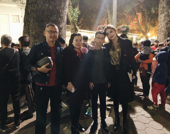 Sao Việt quây quần đón Tết bên gia đình