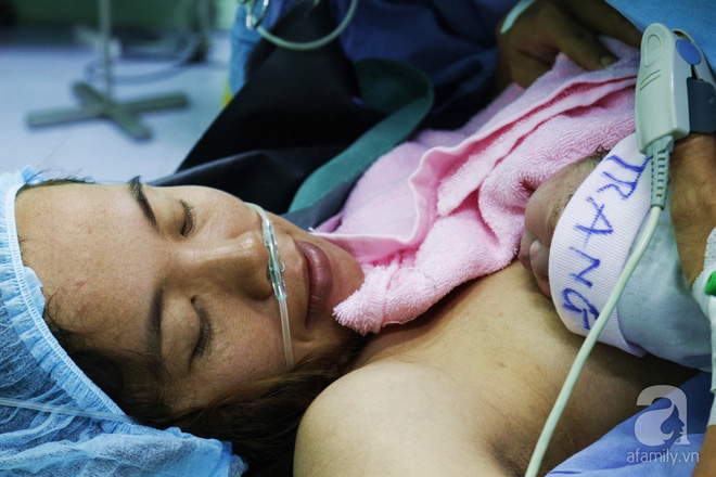 Chuyện của những sản phụ sinh con đúng thời khắc giao thừa năm Mậu Tuất 2018