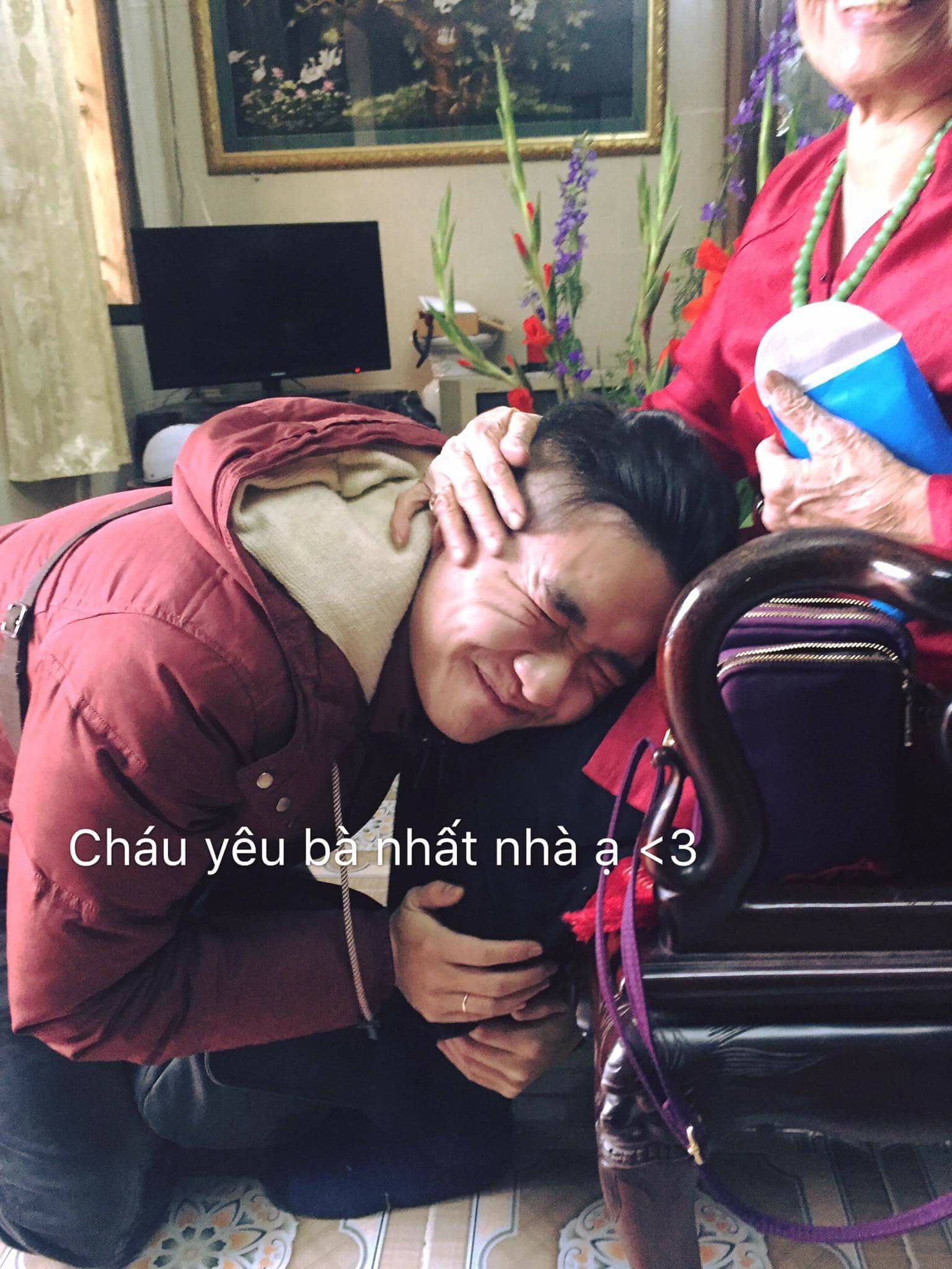 Thanh niên 27 tuổi kể chuyện Tết vẫn mong bà lì xì và cái kết phũ Thanh niên 27 tuổi kể chuyện Tết vẫn mong bà lì xì và cái kết phũ
