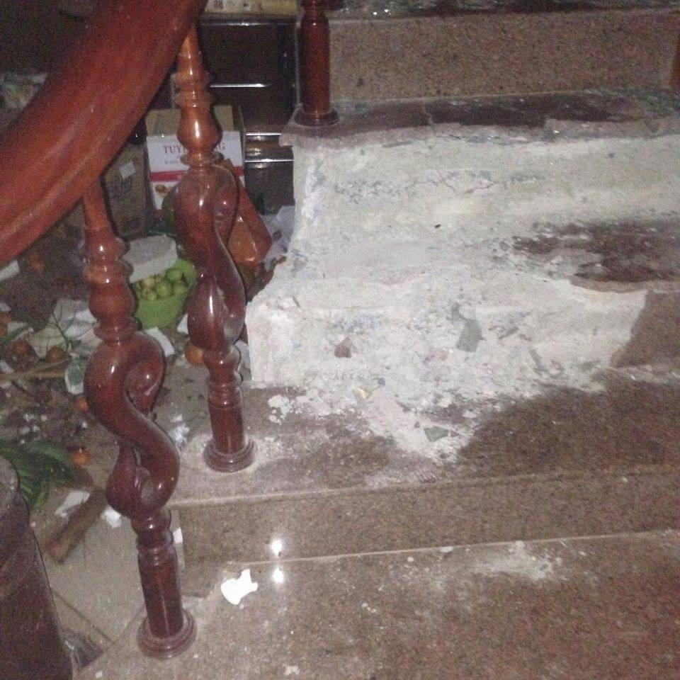 Nghi ghen tuông, mồng 2 Tết đem mìn đến nổ, đốt nhà người tình